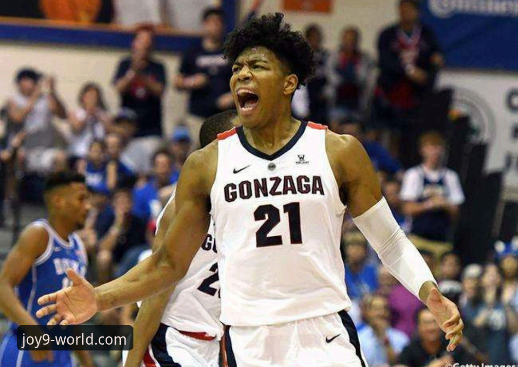 如何从一场CBA的连胜风暴中，窥见竞技游戏的未来形态？